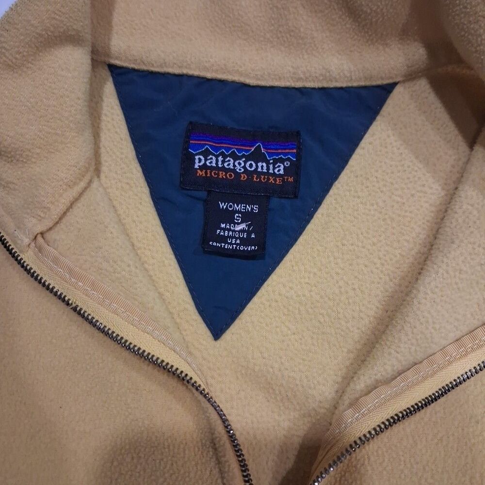 Patagonia Womens Yellow 1/4 Zip Fleece - Picture 4 of 9